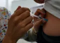santa-catarina:-mobilizacao-pretende-vacinar-3,3-milhoes-de-pessoas-contra-a-gripe-no-estado
