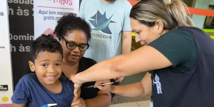 joao-pessoa-(pb):-publico-prioritario-deve-procurar-unidades-de-saude-para-vacinacao-contra-gripe