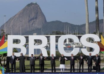sancao-de-trump-contra-brasil-e-chantagem-politica-e-mira-o-brics