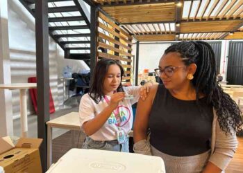 prefeitura-leva-acao-do-julho-amarelo-a-soltec-com-testagem-e-vacinacao-contra-hepatite