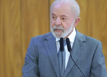 lula-veta-aumento-de-numero-de-deputados-na-camara