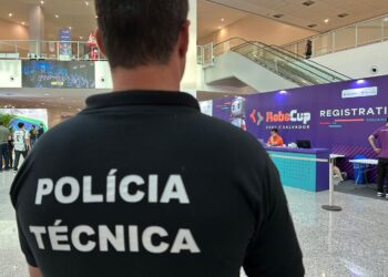 policia-tecnica-disponibiliza-unidade-movel-durante-evento-robocup-2025