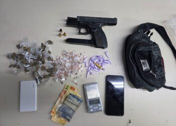 pm-liberta-refem-e-prende-homem-com-armas-e-drogas-em-sao-cristovao