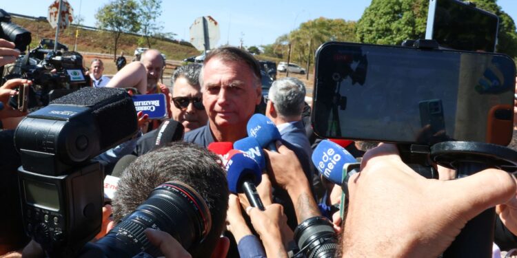 maioria-da-1a-turma-do-stf-vota-por-manter-cautelares-contra-bolsonaro