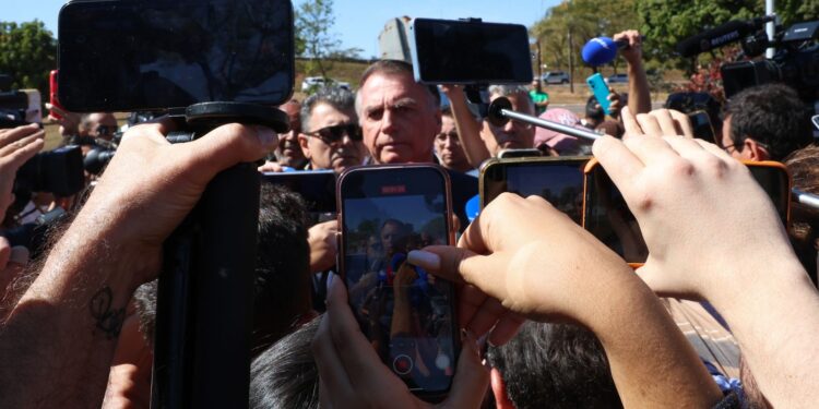 “suprema-humilhacao”,-diz-bolsonaro-sobre-tornozeleira-eletronica