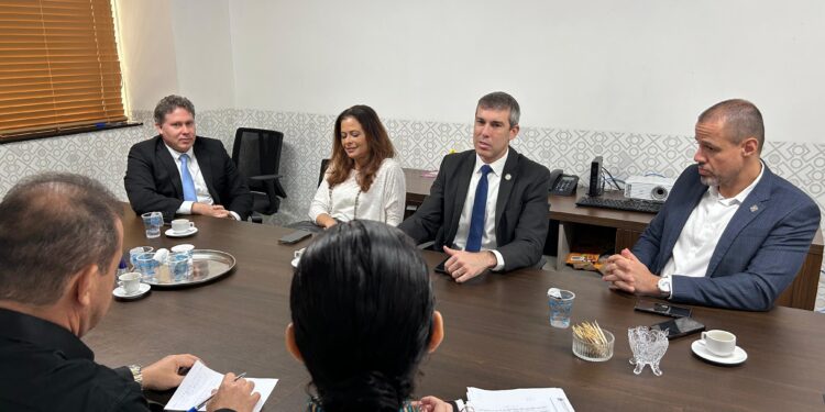 governo-do-estado-estuda-fiscalizacao-e-regulamentacao-das-atividades-de-desmonte