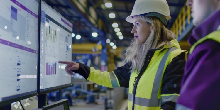 satisfacao-com-financas-da-industria-piora-no-segundo-trimestre-de-2025,-aponta-cni