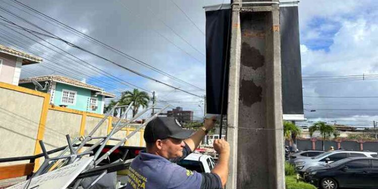 prefeitura-realiza-operacao-contra-poluicao-visual