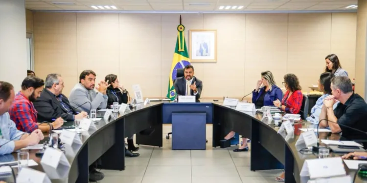 midr-apresenta-programas-estrategicos-a-partidos-politicos-para-impulsionar-desenvolvimento-regional