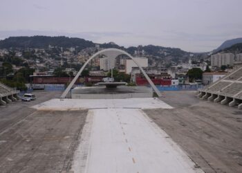 alerj-contestara-liminar-que-devolve-sambodromo-a-prefeitura-do-rio