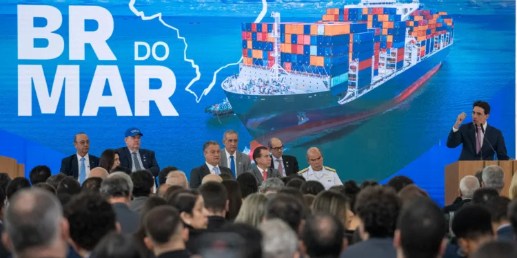 regulamentacao-da-lei-da-cabotagem-estimula-o-crescimento-do-setor,-avalia-cni