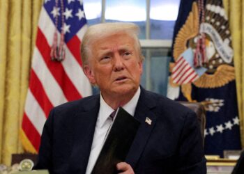 trump-anuncia-acordo-comercial-com-indonesia,-membro-pleno-do-brics