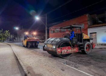 prefeitura-avanca-na-requalificacao-da-gerino-de-souza-com-obras-de-drenagem-e-recapeamento-asfaltico
