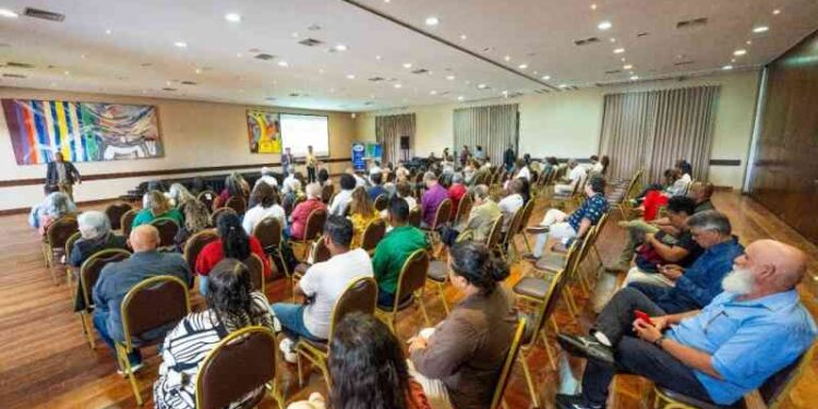 prefeitura-marca-presenca-em-reuniao-da-camara-tecnica-de-turismo-da-costa-dos-coqueiros