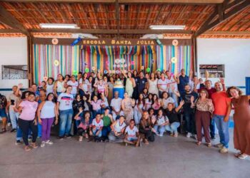 comunidade-escolar-comemora-os-25-anos-da-escola-loteamento-santa-julia