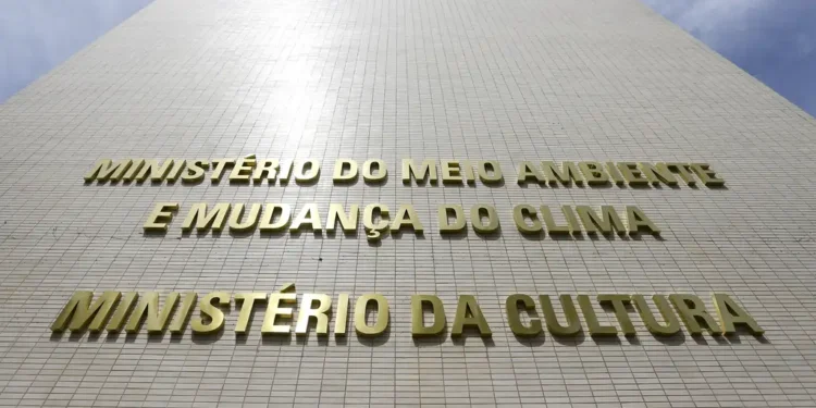 politica-publica-cultural-e-leis-de-fomento:-voce-sabe-qual-e-a-diferenca?