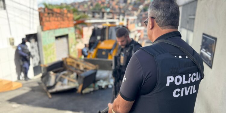 policia-civil-desobstrui-mais-de-15-ruas-durante-operacao-barricada-ii