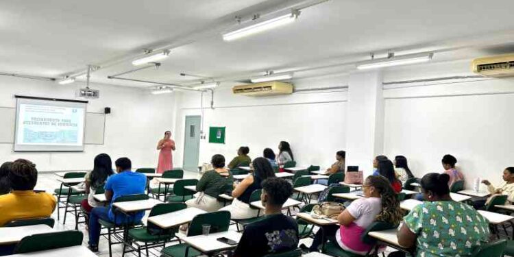 prefeitura-qualifica-profissionais-da-assistencia-farmaceutica