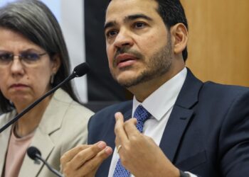 agu-diz-que-sancoes-contra-moraes-sao-arbitrarias-e-injustificaveis
