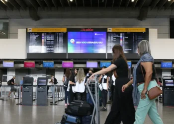 aviacao-civil:-primeiro-semestre-teve-5,6-bilhoes-de-investimentos-em-20-aeroportos