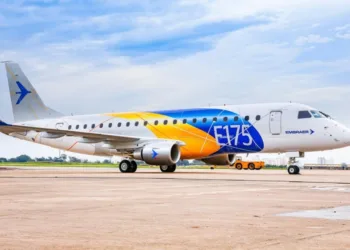 trump-assina-tarifa-de-50%;-medida-deixa-de-fora-fertilizantes,-combustiveis,-aeronaves-e-suco-de-laranja