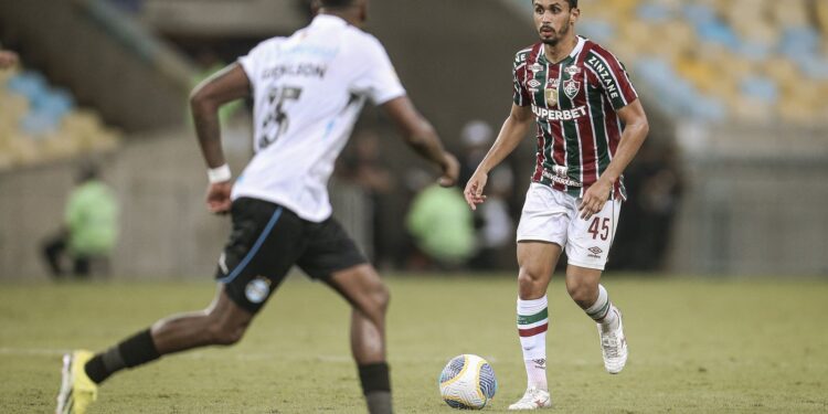 duelo-de-tricolores:-flu-recebe-gremio-pela-18a-rodada-do-brasileirao