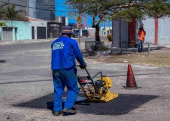 prefeitura-intensifica-recuperacao-de-vias-e-drenagem-atraves-da-operacao-buraco-zero