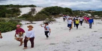 prefeitura-promove-visita-tecnica-ao-parque-das-dunas-com-professores-da-rede