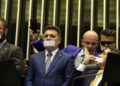 oposicao-pernoita-nos-plenarios-do-congresso-para-impedir-trabalhos