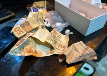 ponto-de-venda-de-drogas-disfarcado-de-bar-e-desmontado