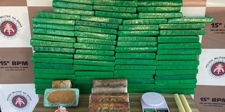 mais-de-80kg-de-entorpecentes-sao-apreendidos-pelo-15°-bpm