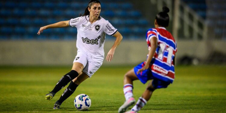 fortaleza-e-botafogo-empatam-na-abertura-da-semi-do-brasileirao-a2