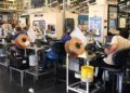 faturamento-da-industria-cresce-6,5%-no-semestre,-mas-recuo-recente-acende-alerta-da-cni