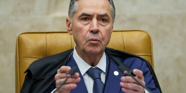 barroso-vota-para-proibir-retorno-de-vitimas-de-violencia-ao-exterior