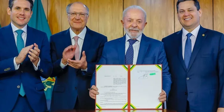 governo-brasileiro-libera-r$-30-bi-para-empresas-afetadas-por-tarifaco