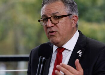 eua-cancelam-vistos-da-filha-e-da-esposa-do-ministro-alexandre-padilha