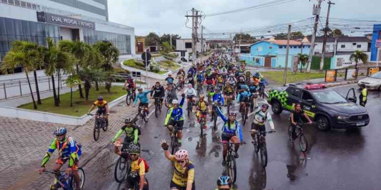 pedalauro-reune-cerca-de-3-mil-ciclistas-neste-domingo-(17)