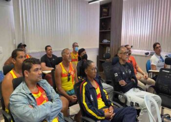 lauro-de-freitas-capacita-guarda-vidas-para-resgate-de-fauna-marinha