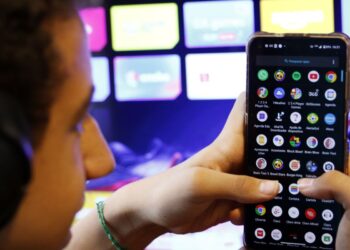 camara-aprova-projeto-contra-adultizacao-de-criancas-nas-redes-sociais