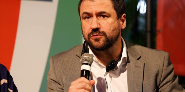 pl-da-adultizacao-amplia-responsabilidade-de-big-techs,-diz-secretario