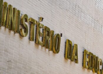 mec-lanca-curso-de-180-horas-para-professores-do-ensino-medio-publico