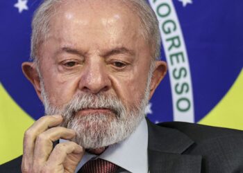lula-critica-atuacao-de-eduardo-bolsonaro-nos-eua-e-defende-cassacao