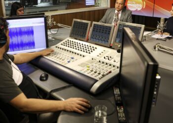 governo-quer-coibir-concorrencia-desleal-de-big-techs,-diz-rui-costa