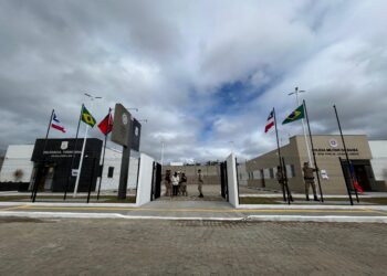 apos-investimento-de-r$-4,1-milhoes,-cravolandia-ganha-unidades-integradas-da-pm-e-pc