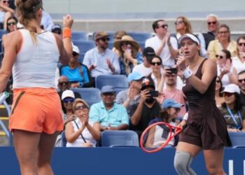 dupla-de-luisa-stefani-vence-3a-seguida-e-vai-as-quartas-do-us-open