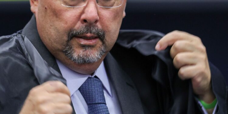 defesa-afirma-que-nao-ha-uma-unica-prova-que-ligue-bolsonaro-a-golpe