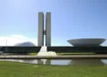 congresso-inicia-semana-com-foco-em-anistia,-reforma-administrativa-e-orcamento