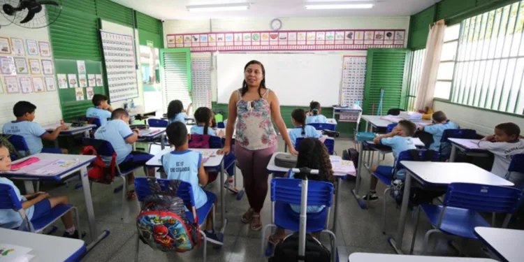 fundeb:-1,2-mil-municipios-devem-enviar-dados-para-habilitacao-ao-vaar-fundeb