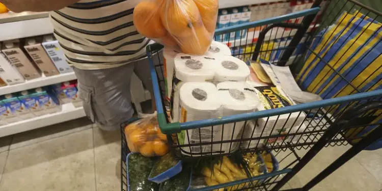 ipca-de-agosto-registra-deflacao-de-0,11%-puxada-por-energia,-alimentos-e-transportes