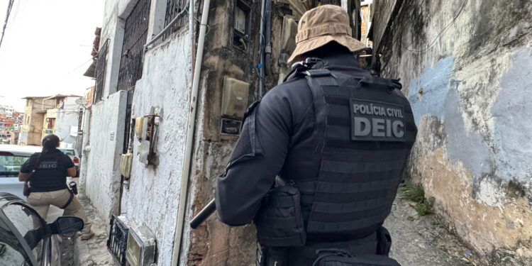 operacao-“cavalo-de-troia”-prende-tres-e-recupera-veiculos-roubados